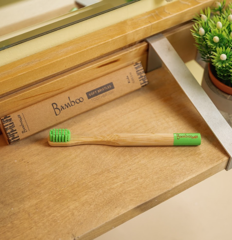 Bamboo Kids Toothbrush (Green)